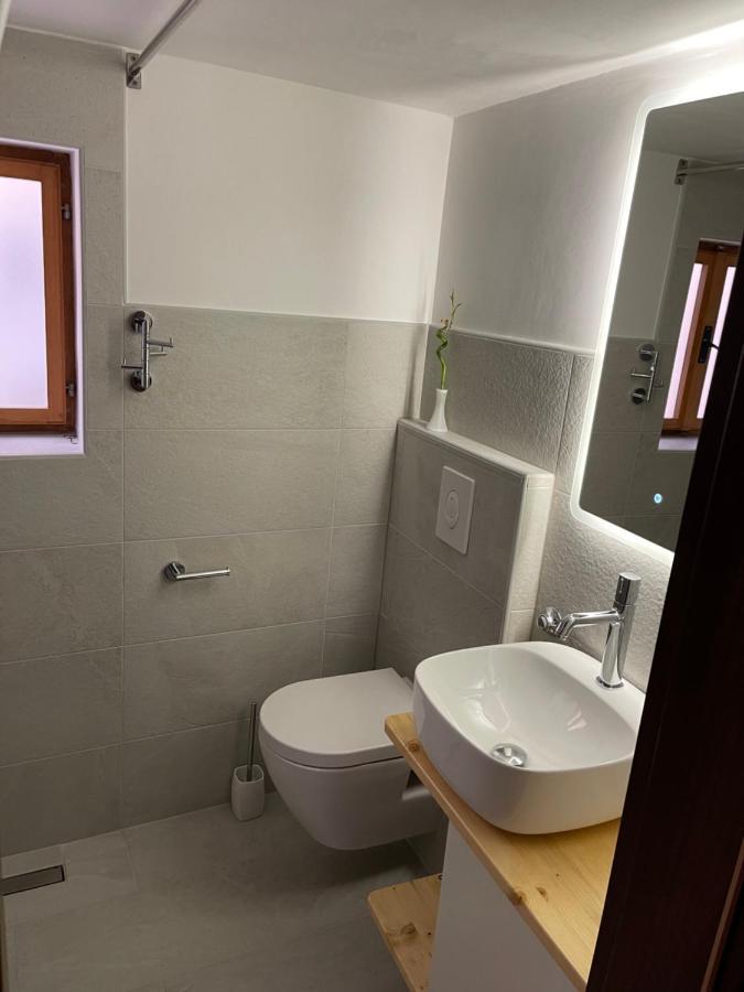 Apartments Smit Đảo Đảo Cres Ngoại thất bức ảnh