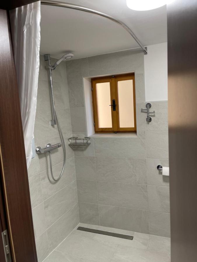 Apartments Smit Đảo Đảo Cres Ngoại thất bức ảnh
