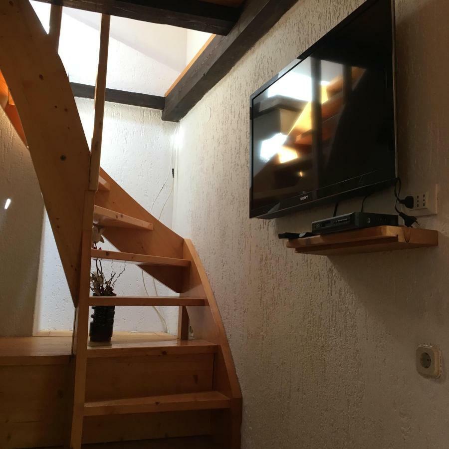 Apartments Smit Đảo Đảo Cres Ngoại thất bức ảnh