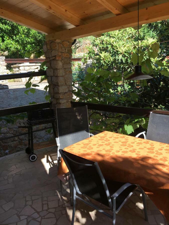 Apartments Smit Đảo Đảo Cres Ngoại thất bức ảnh